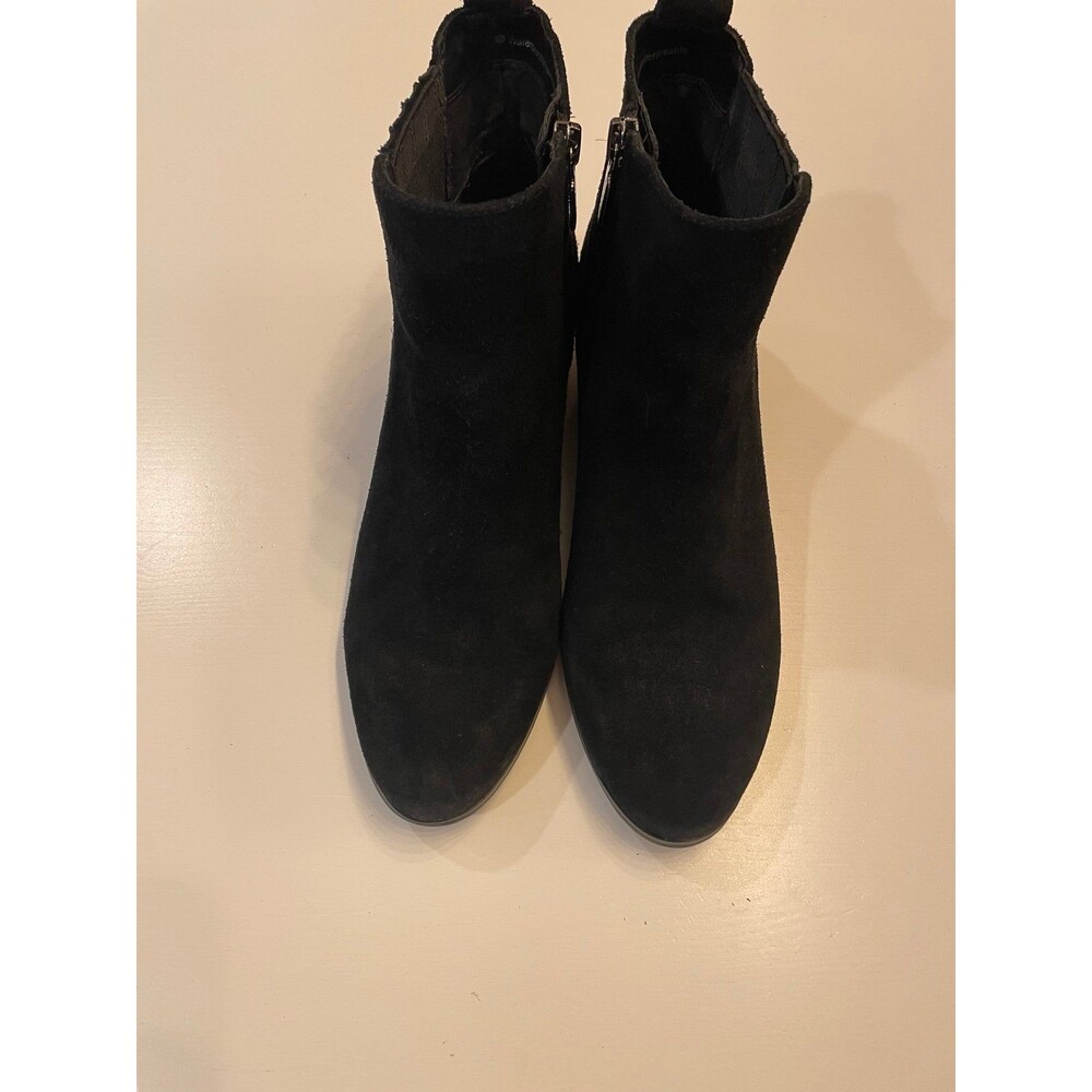 Blondo Sydney Waterproof Black Suede Chelsea Ankle Bootie - Size 8.5